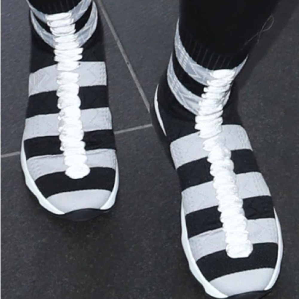ASO Blac Chyna 🎬 - NWOT FENDI High Top Sock Sneakers - Picture 4 of 17